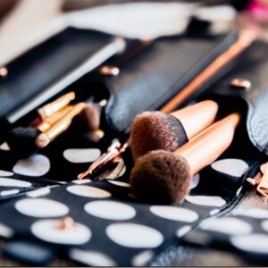 Sephora Faux Leather Polka Dot Makeup Brush Bag with Rose Gold Hardware